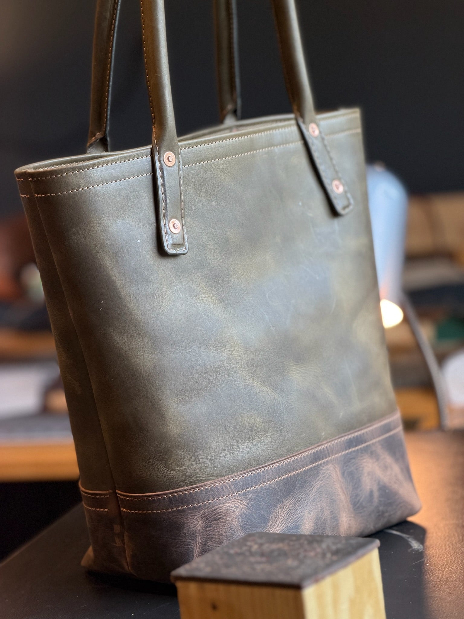 Classic Tote