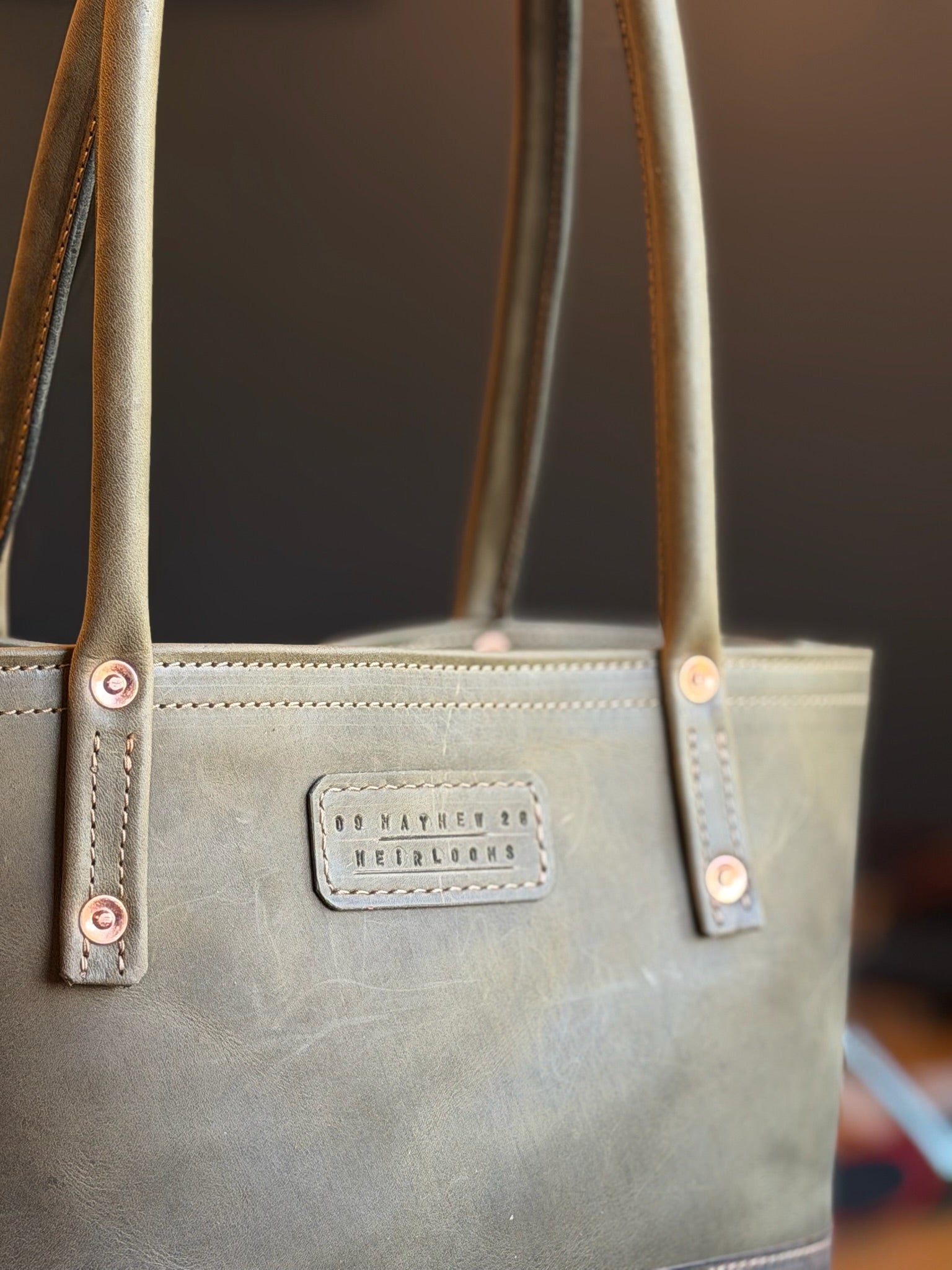 The Classic Tote Mini