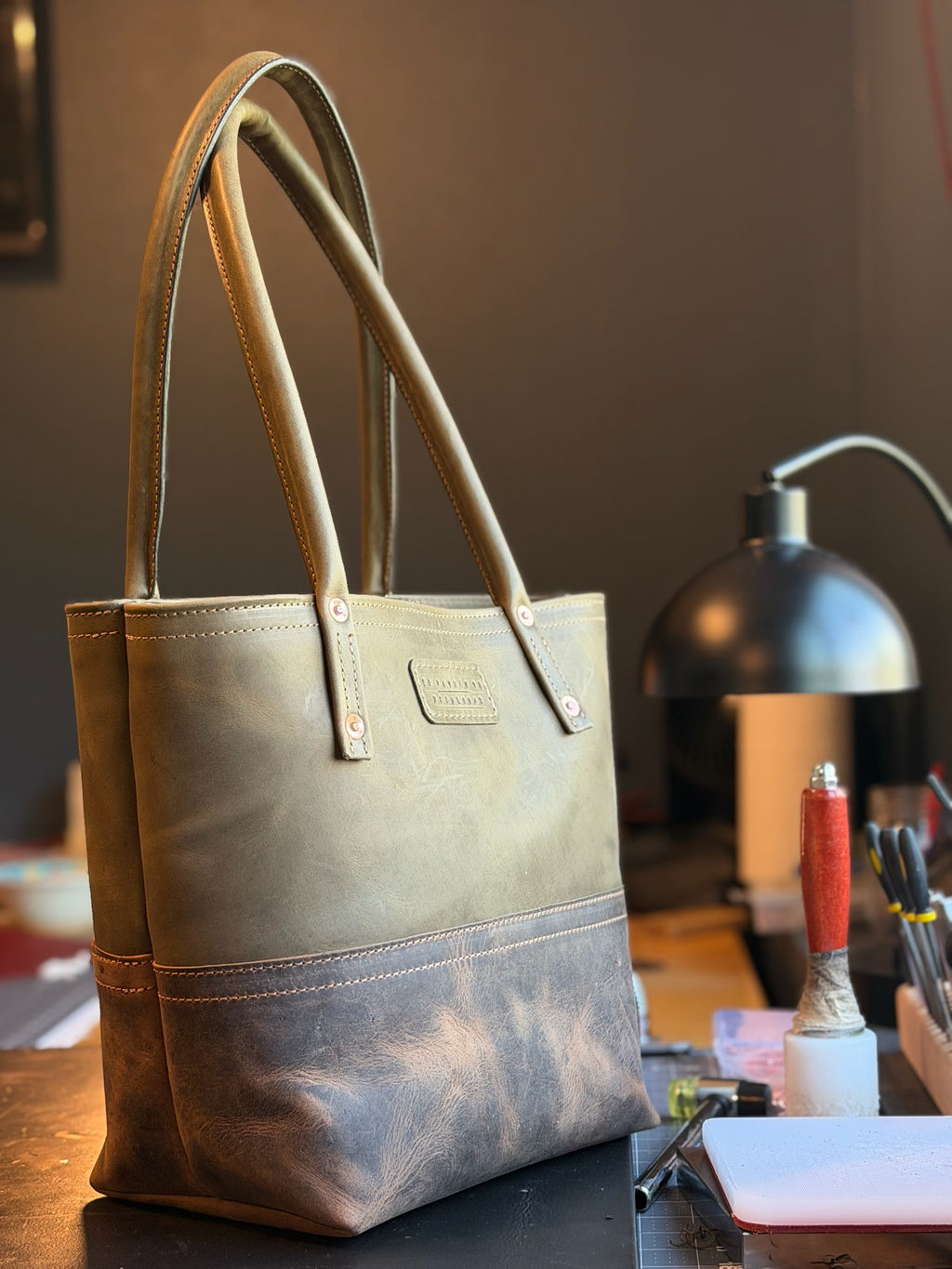 The Classic Tote Mini